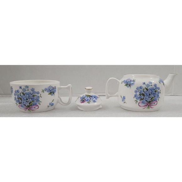 Heirloom Fine Bone China, 3 Piece Tea Set, Made in England - Picture 6 of 7